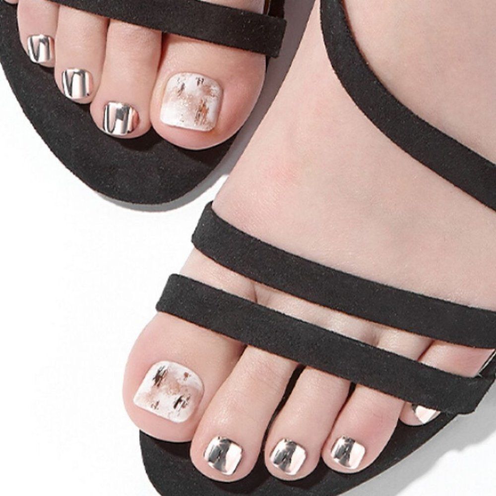 DASHING DIVA Magic Press Oh California Pedi Gold Touch - Picture 7 of 7